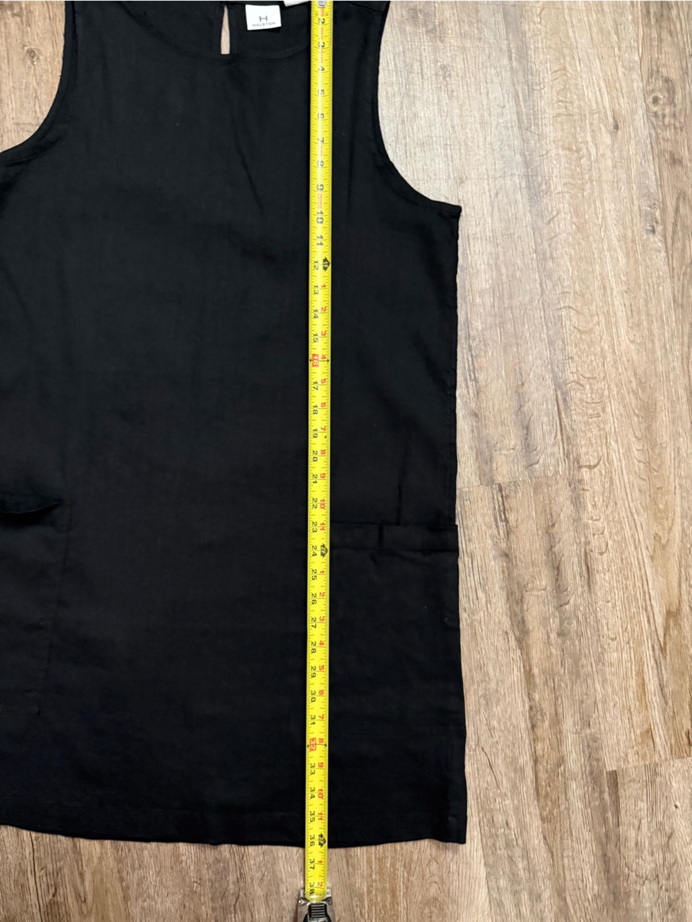 Halston • Linen Blend Sleeveless Shift Dress - Picture 4 of 13